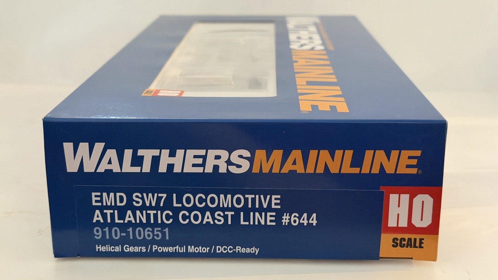 Walthers HO 910-10651 EMD SW7 Atlantic Coast Line #644 Locomotive