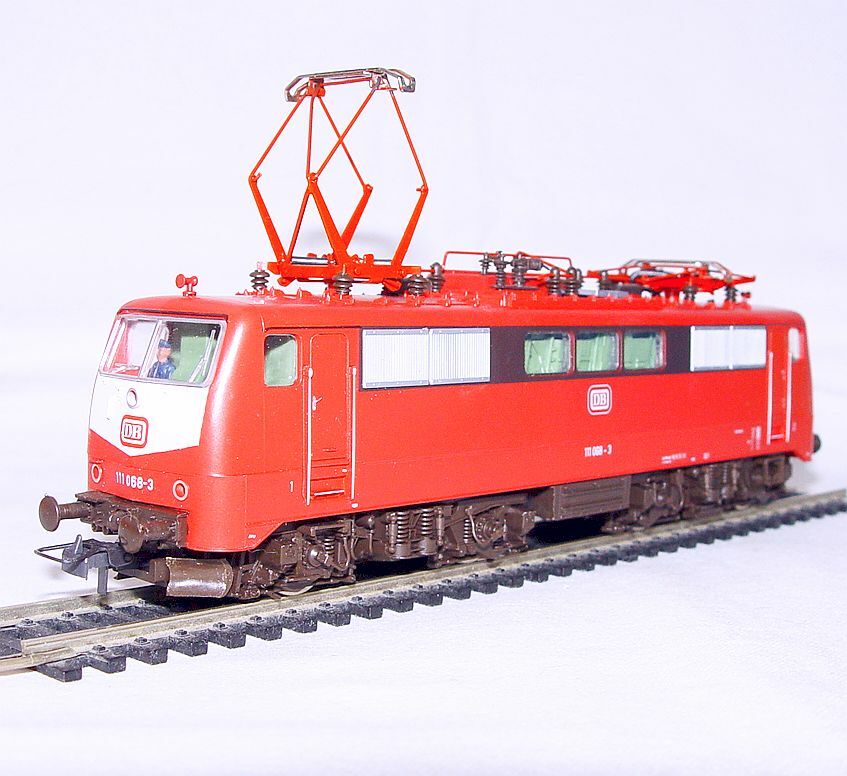 Roco DC HO 1:87 Deutsche Bundesbahn BR 111 “ORIENTROT” ELECTRIC LOCOMOTIVE MIB!