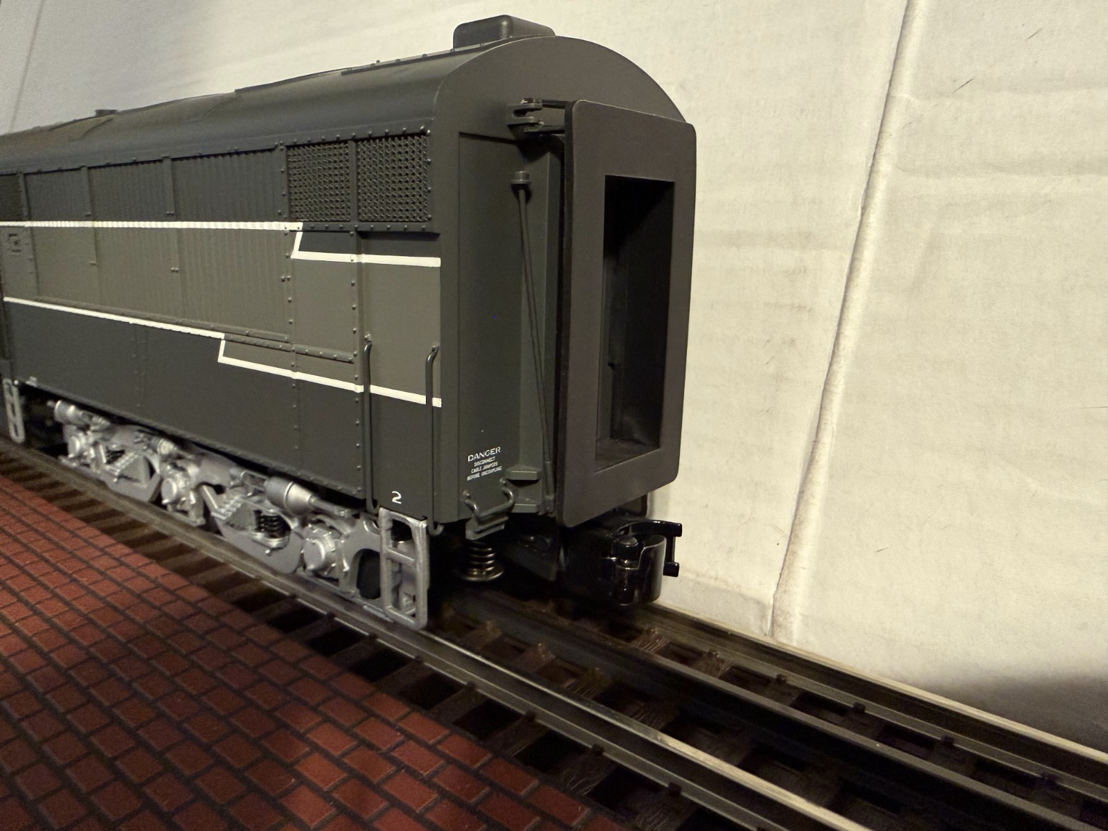 Atlas O Master FM Erie-Built New York Central Dummy A Unit #4405 – 3 Rail