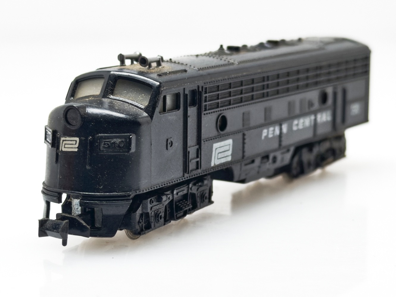 MINITRIX TRIX N Scale #510 Penn Central Diesel Locomotive