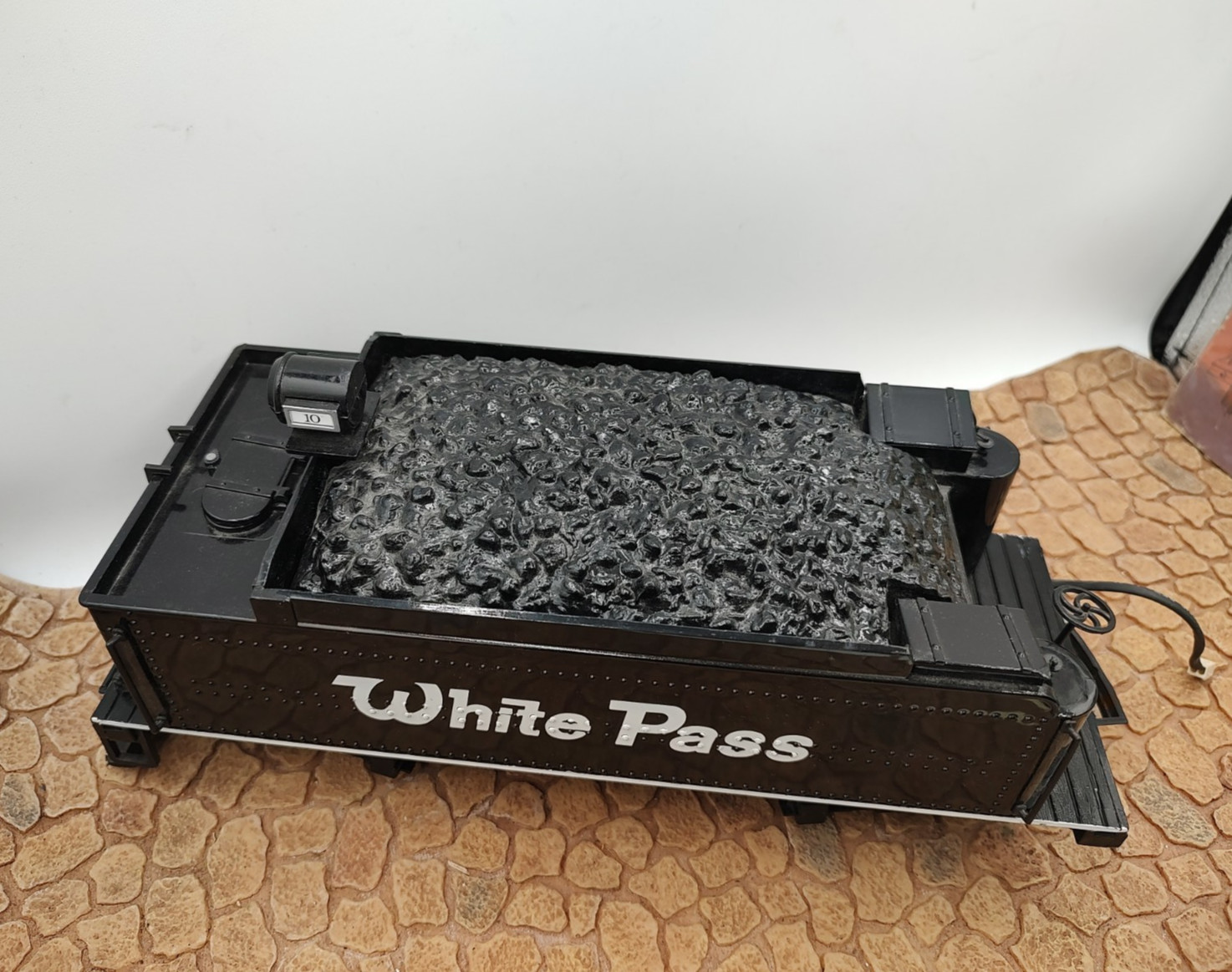 Bachmann 81096 G Scale White Pass 4-6-0 Steam Locomotive #10 & Tender READ AS IS