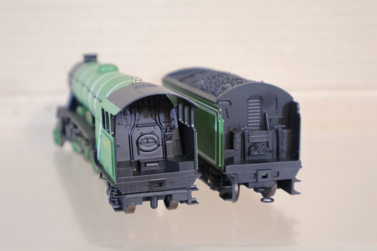 HORNBY R3086 DCC READY LNER 4-6-2 CLASS A3 LOCOMOTIVE 4472 FLYING SCOTSMAN om