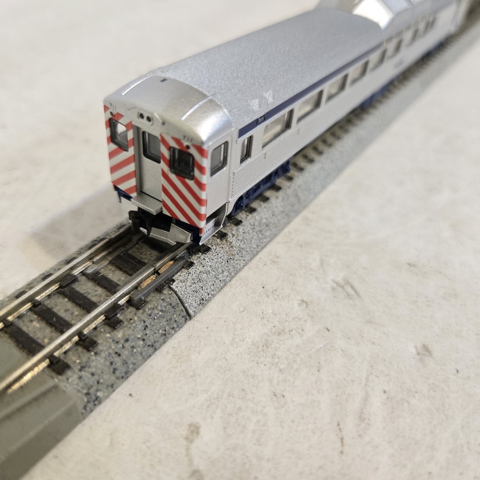 Kato 106-3015 N Scale Alaska RR Rail Diesel Car Set F RDC-2 Loco Set Both Run