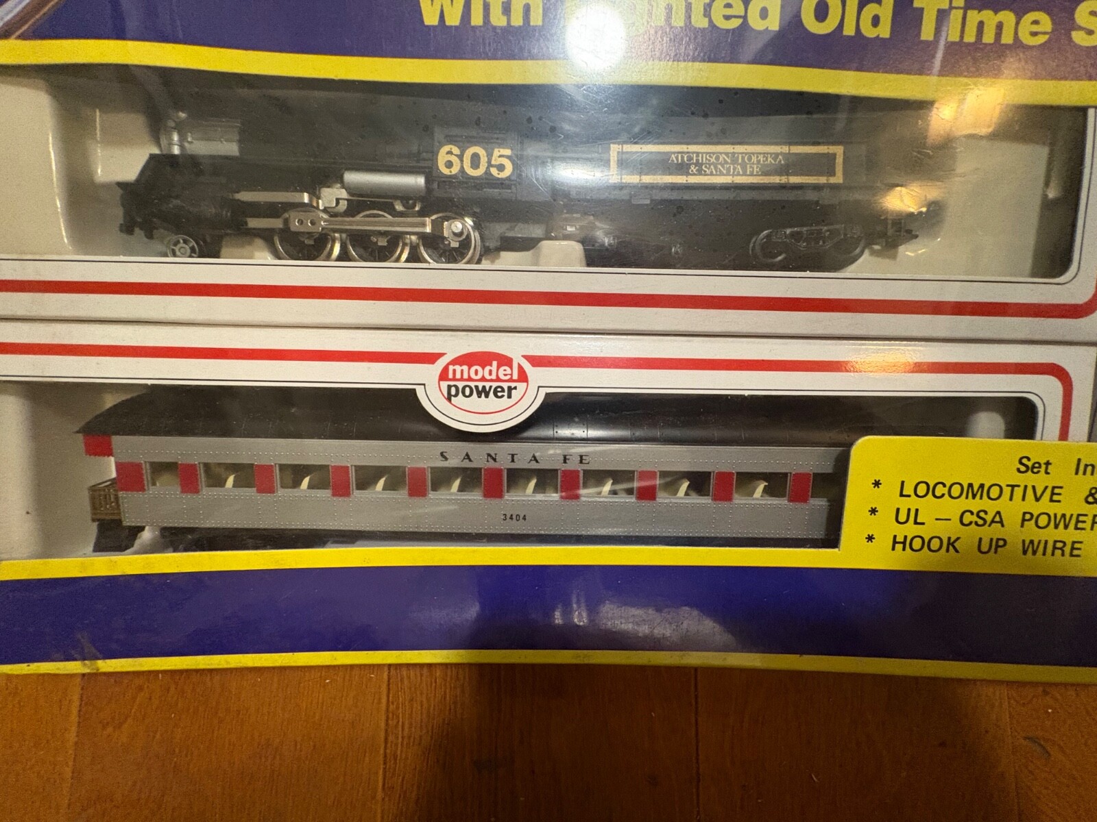 Model Power Presidential Special ATSF 605 Locomotive Santa Fe 3404 Cars UNUSED
