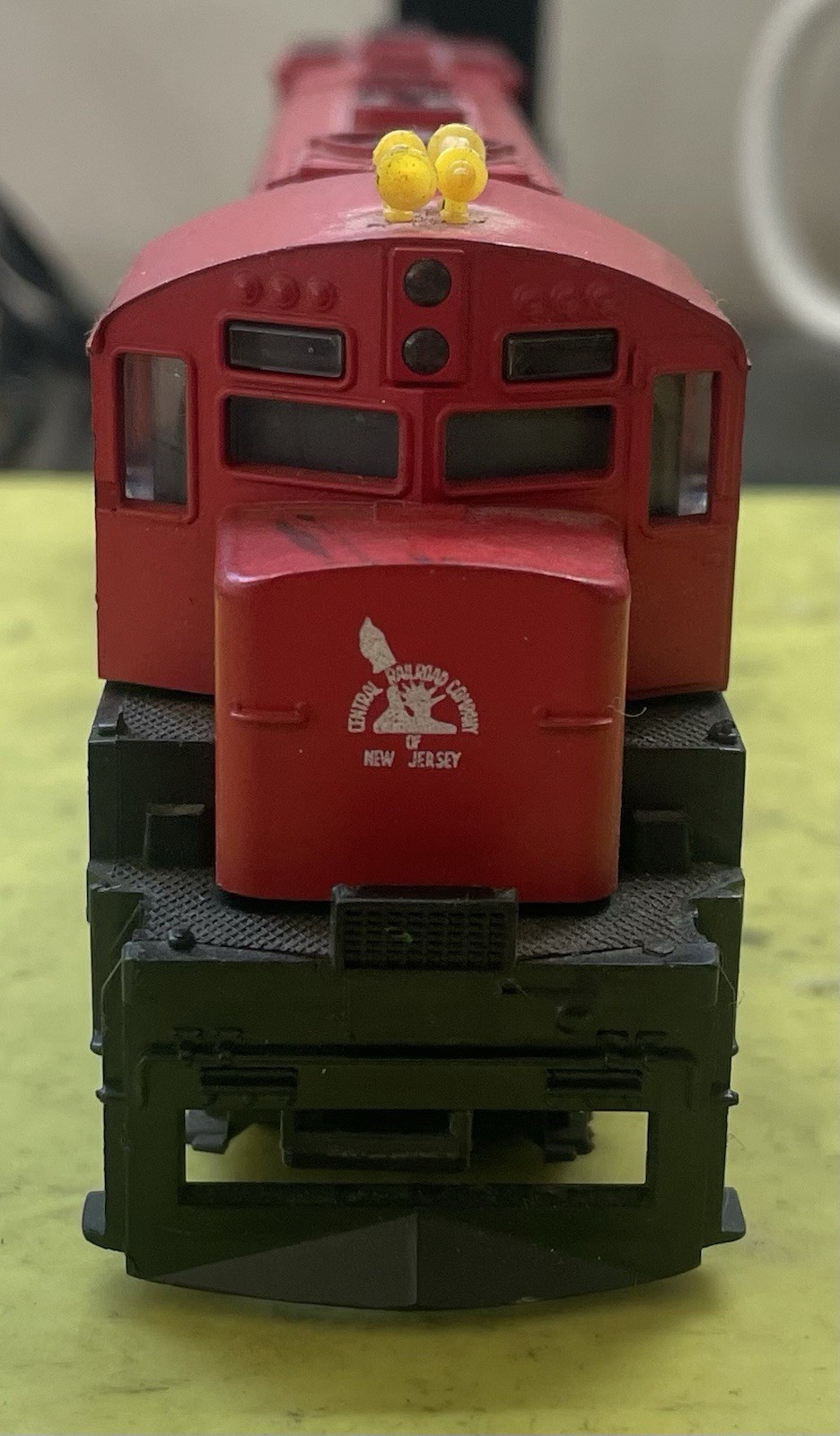AHM Central Railroad Of New Jersey C424 CNJ Locomotive Engine Serviced Lot 822