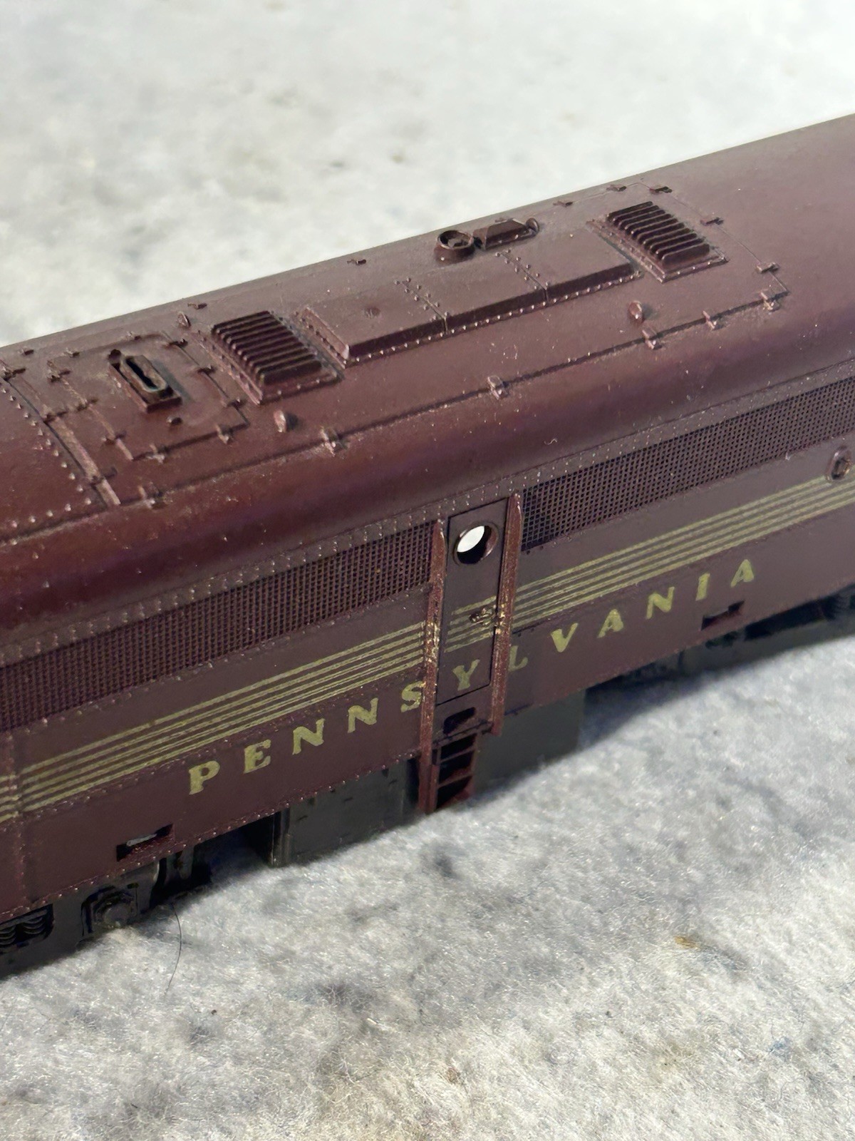 Cool ROCO Pennsylvania RR F-3B Locomotive Dummy HO (Ex Box)
