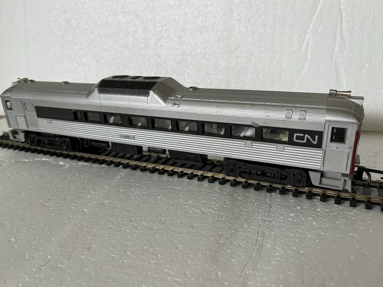 Triang Budd RDC CN Railcar #101 – HO/OO