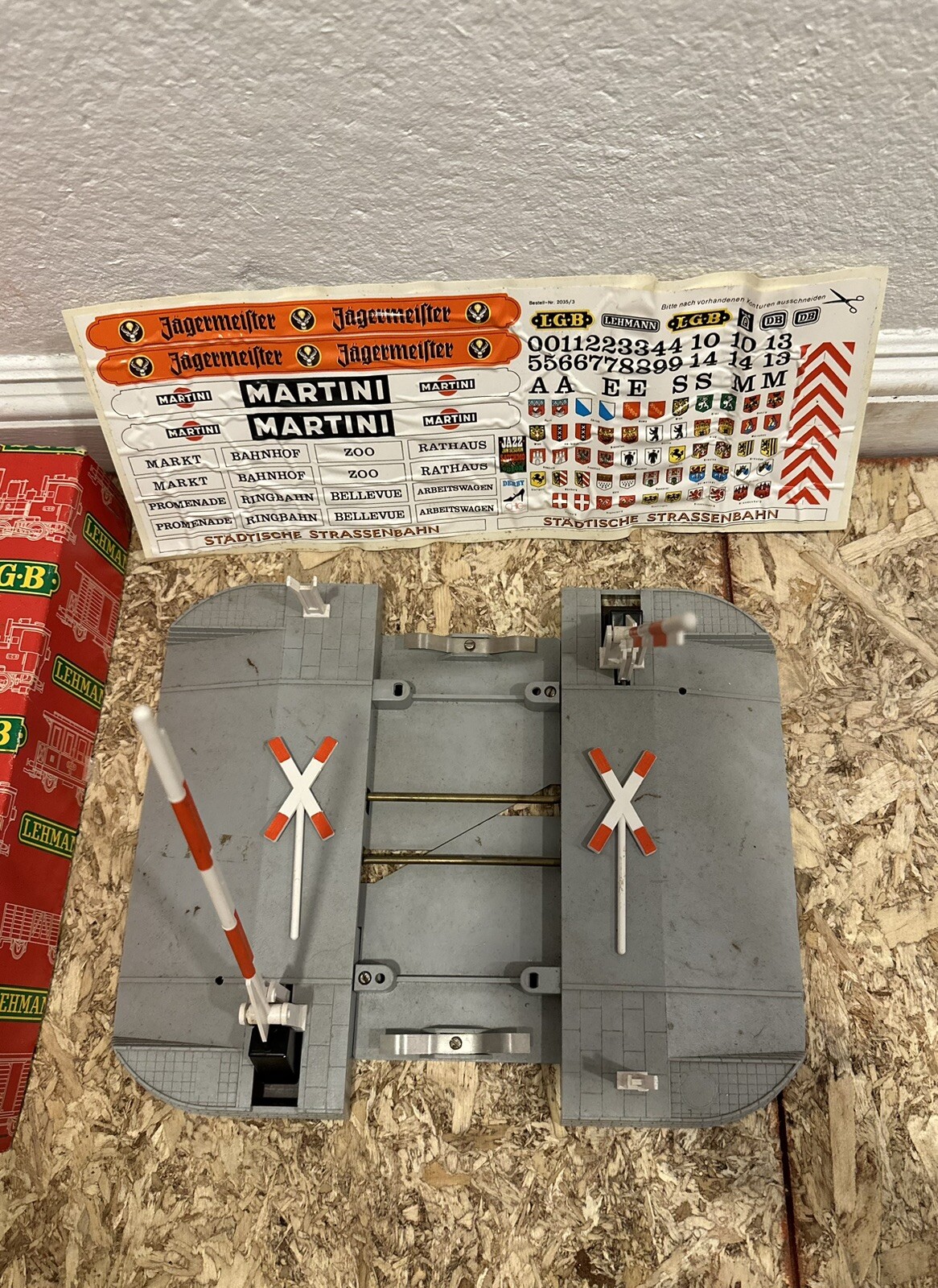 LEHMANN LGB G 5065 OPERATING CROSSING GATE PLATFORM INCOMPLETE – ORIGINAL BOX