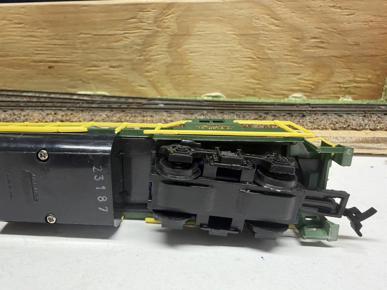HO SCALE READING LINES DIESEL LOCOMOTIVE 3412 ATLAS GP-38 RARE FIND TRAIN