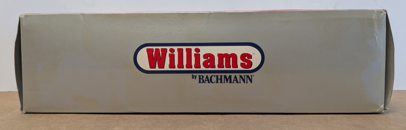 Williams 21431 O Gauge Great Northern GP-9 Powered Locomotive – NEW IN BOX!