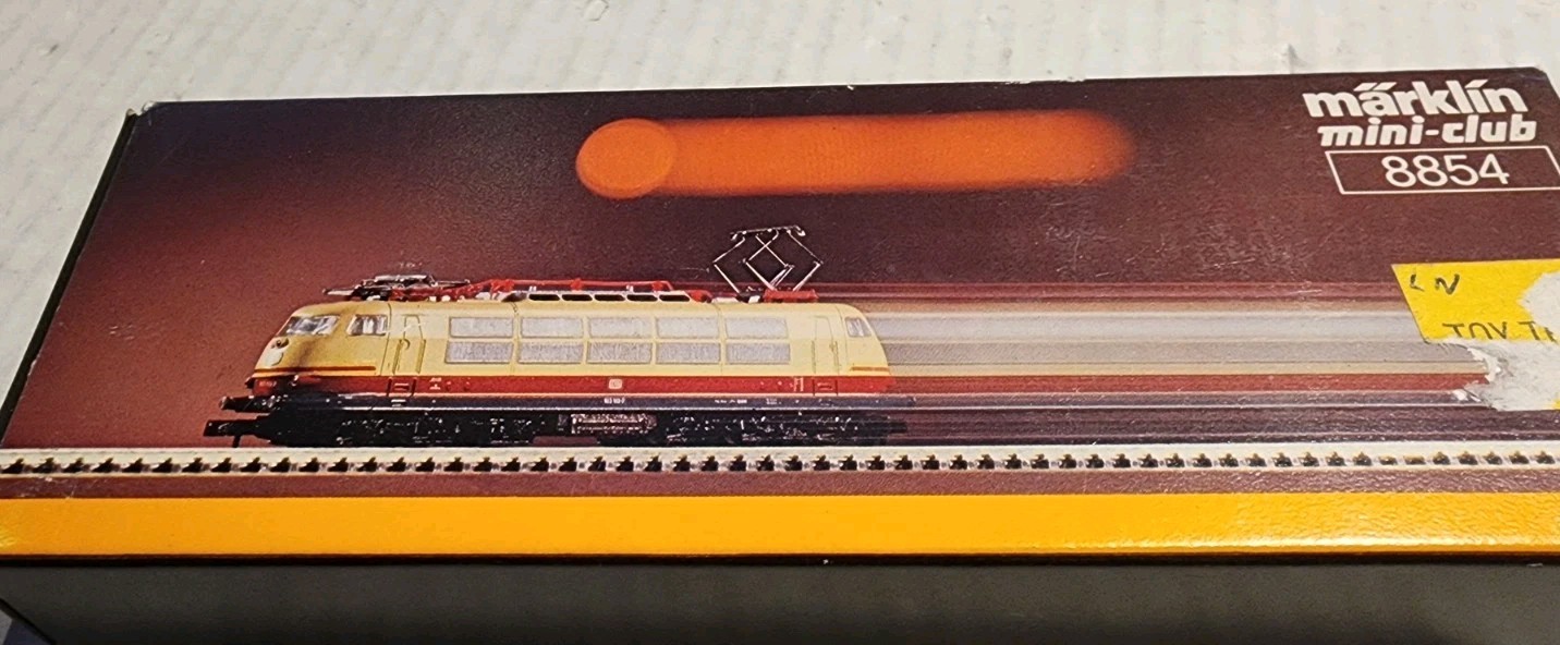 Märklin Z 8854 electric locomotive BR 103 113-7 DB