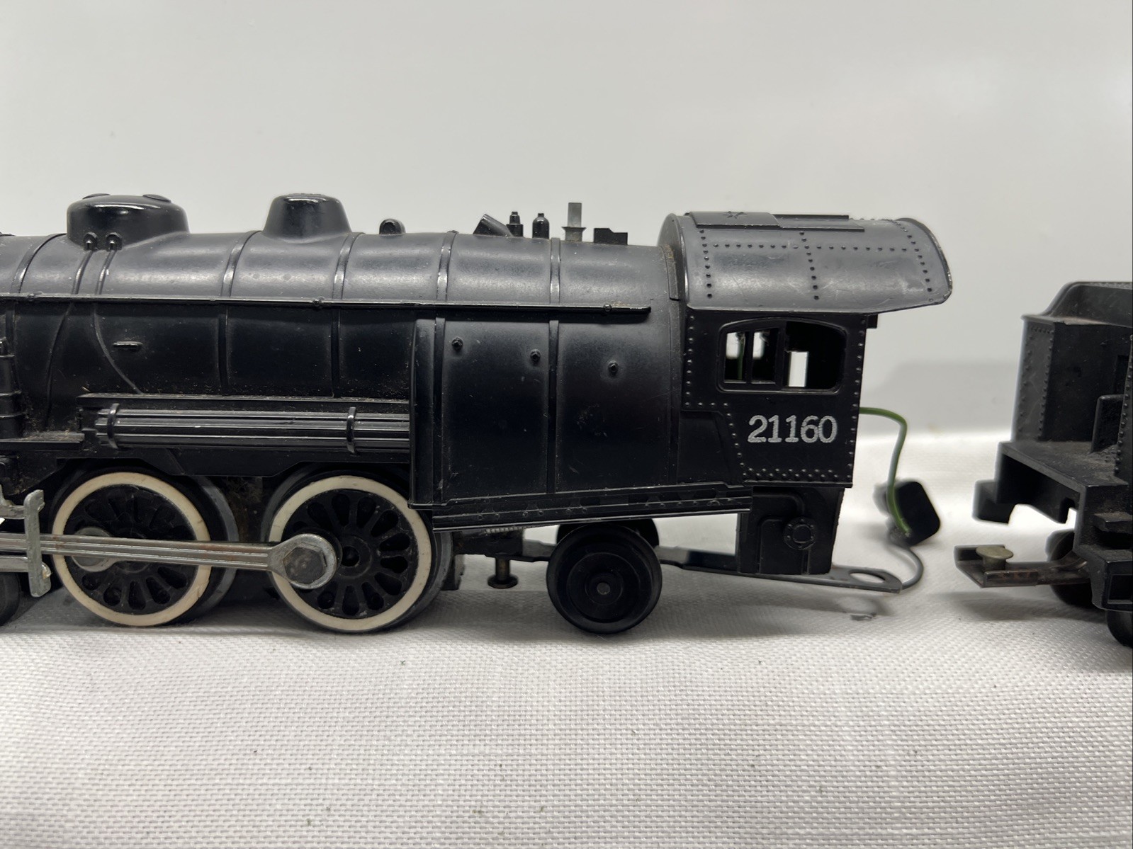 American Flyer #21160 Steam Locomotive & Tender Untested