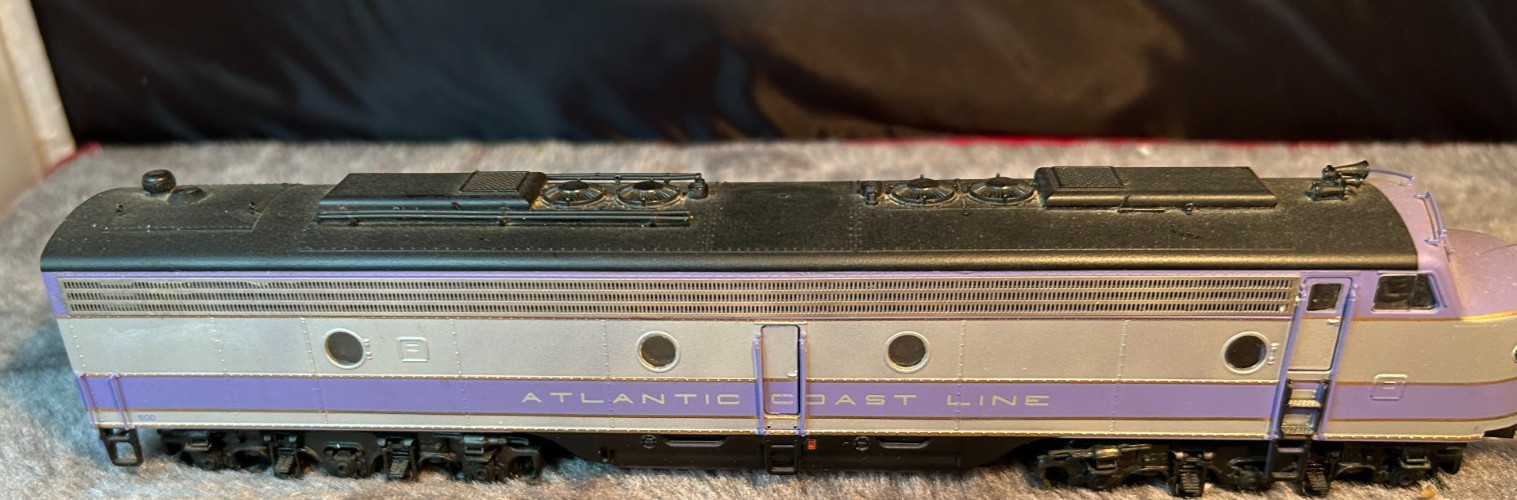 e8/9 locomotive ho scale Atlantic Coast Line