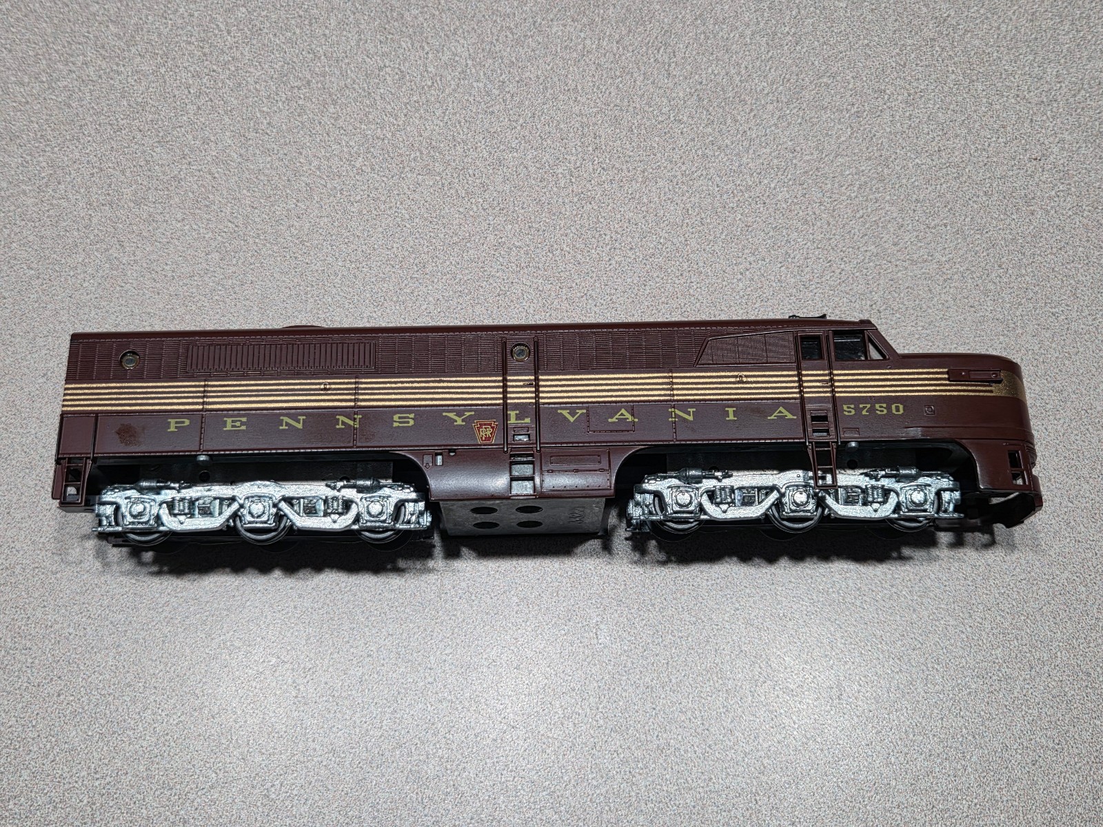 HO Scale DCC READY Athearn PA-1 Diesel Locomotive Pennsylvania #5750 Tuscan Red