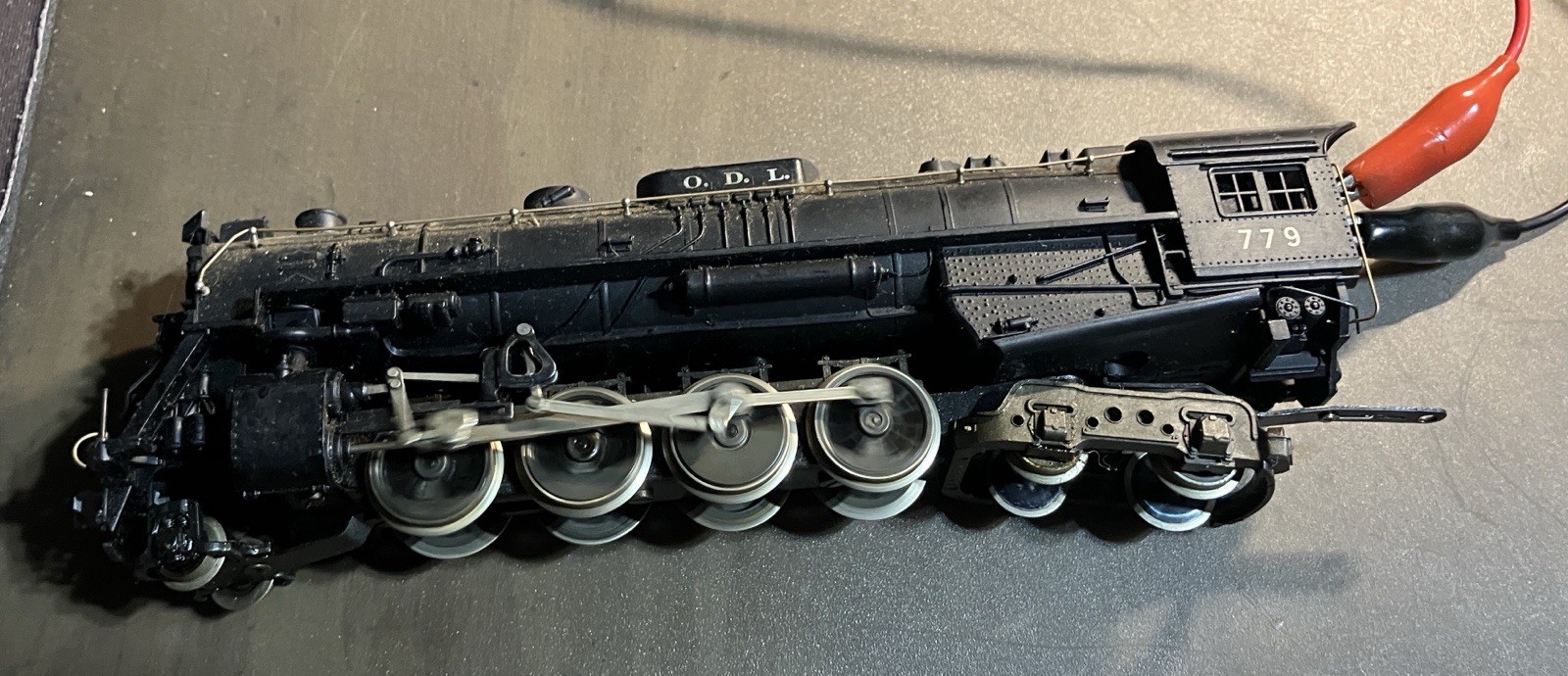 RIVAROSSI HO 2-8-4 Steam Engine And Tender