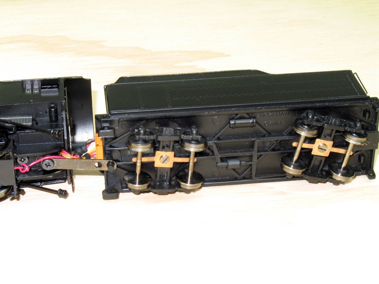 Bachmann Spectrum HO DCC 2-8-0 Consolidation – NEW Undecorated