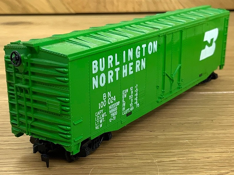 Tyco Rock Island Locomotive Train Set HO Scale Extra Track Power Pack Vintage
