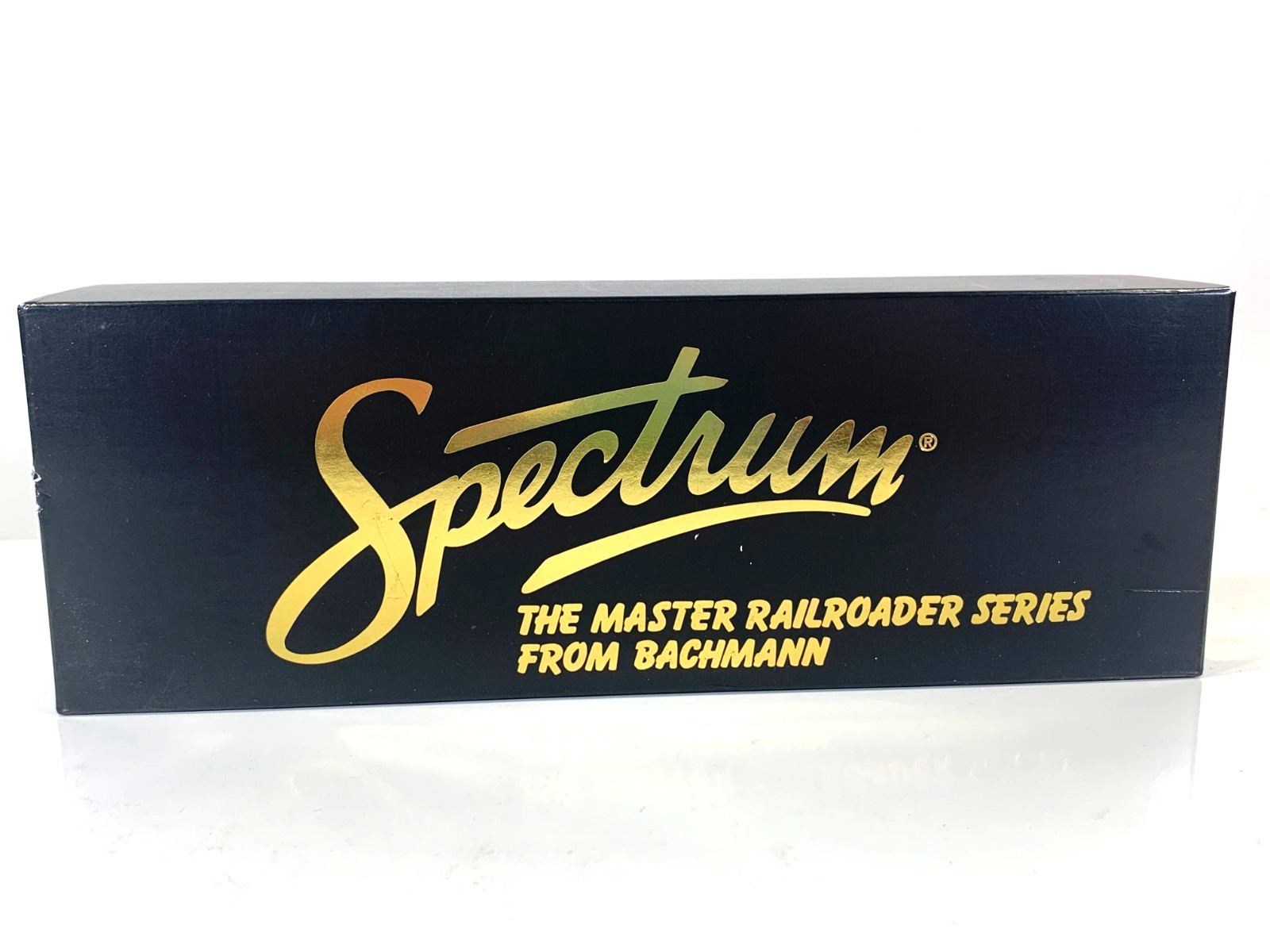 Bachmann Spectrum HO 87004 F40 PH Amtrak Phase 2 Diesel #224, DC only