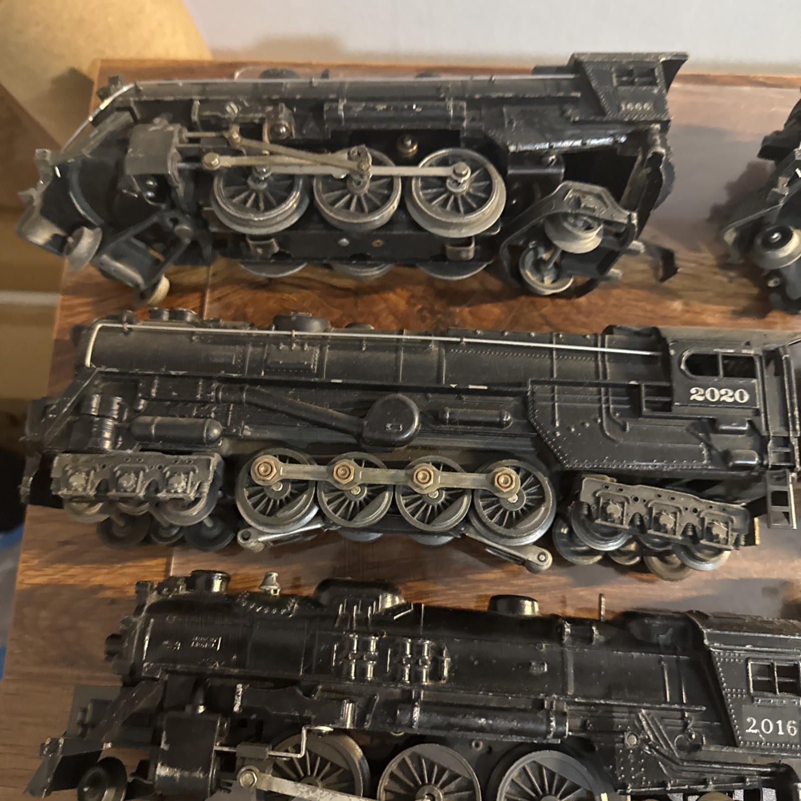 Lionel Locomotive Train Lot O27 & O Gauge – Lot of 13 Vintage Trains Not tested