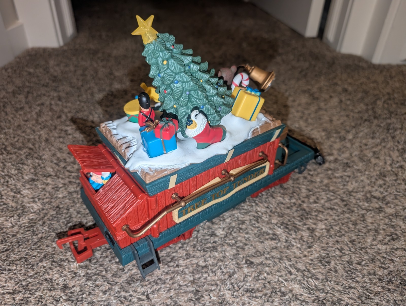 New Bright Holiday Express TREE TOP TENDER Good Motherboard EXC COND READ!