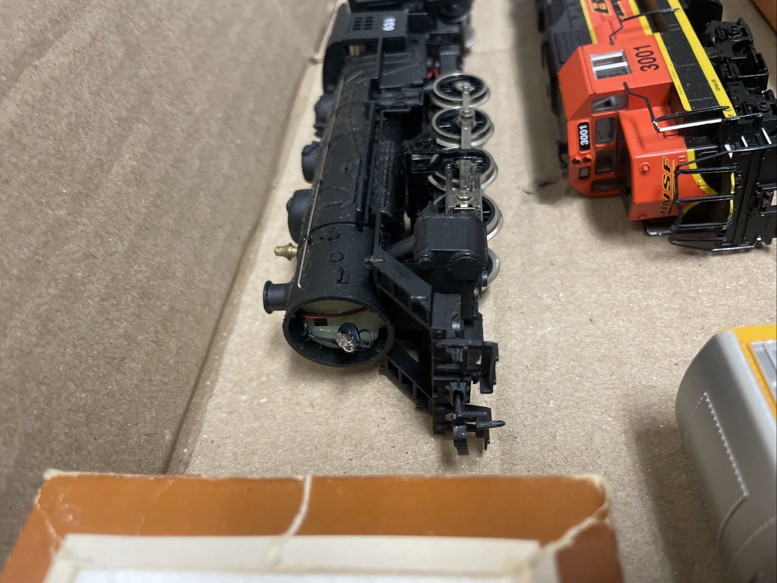 1970 HO Scale Tyco & Bachman Lot Of Union Pacific Diesel Locomotive And Cars !