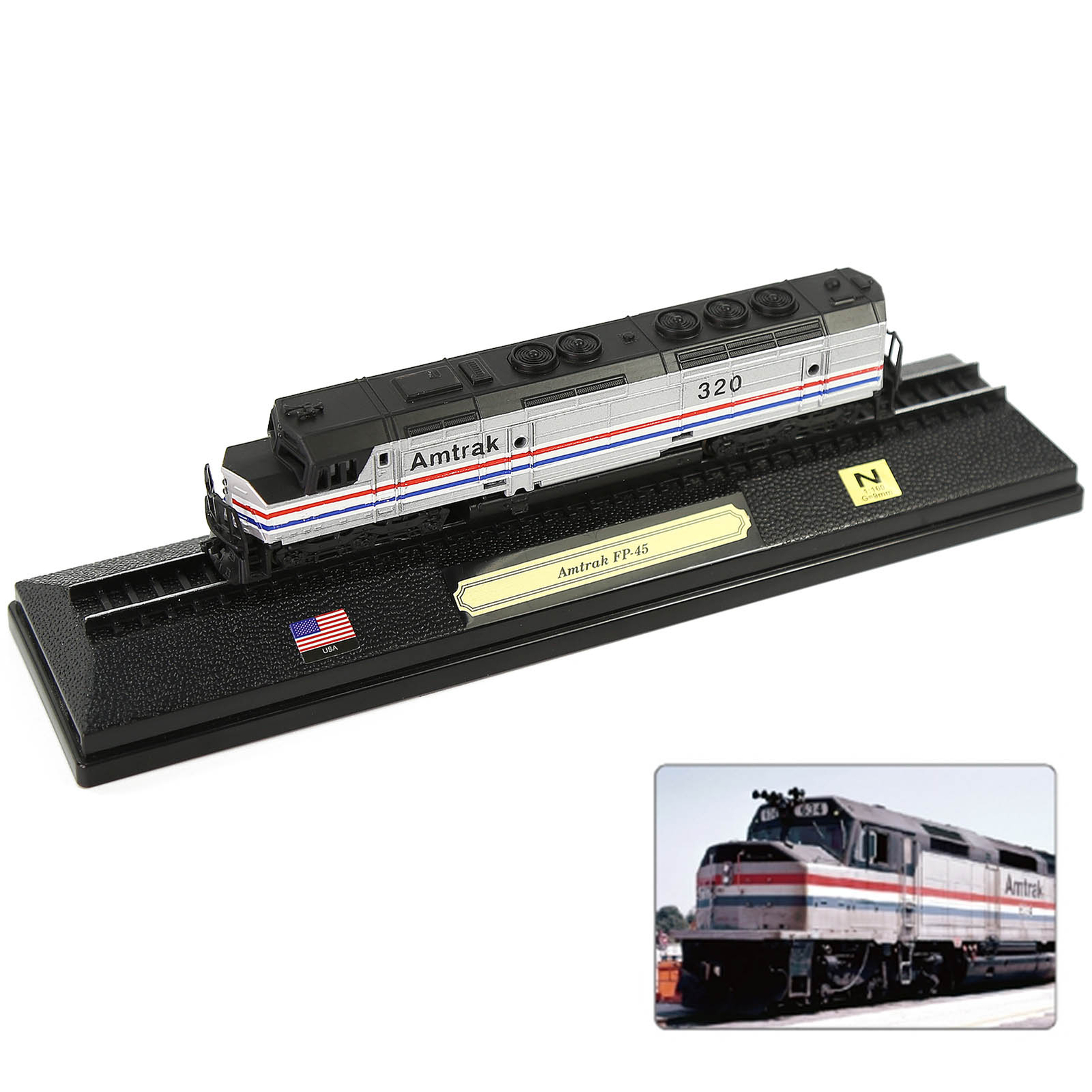 N Scale Model Railroad Static Plastic Locomotives with Base and Display Case