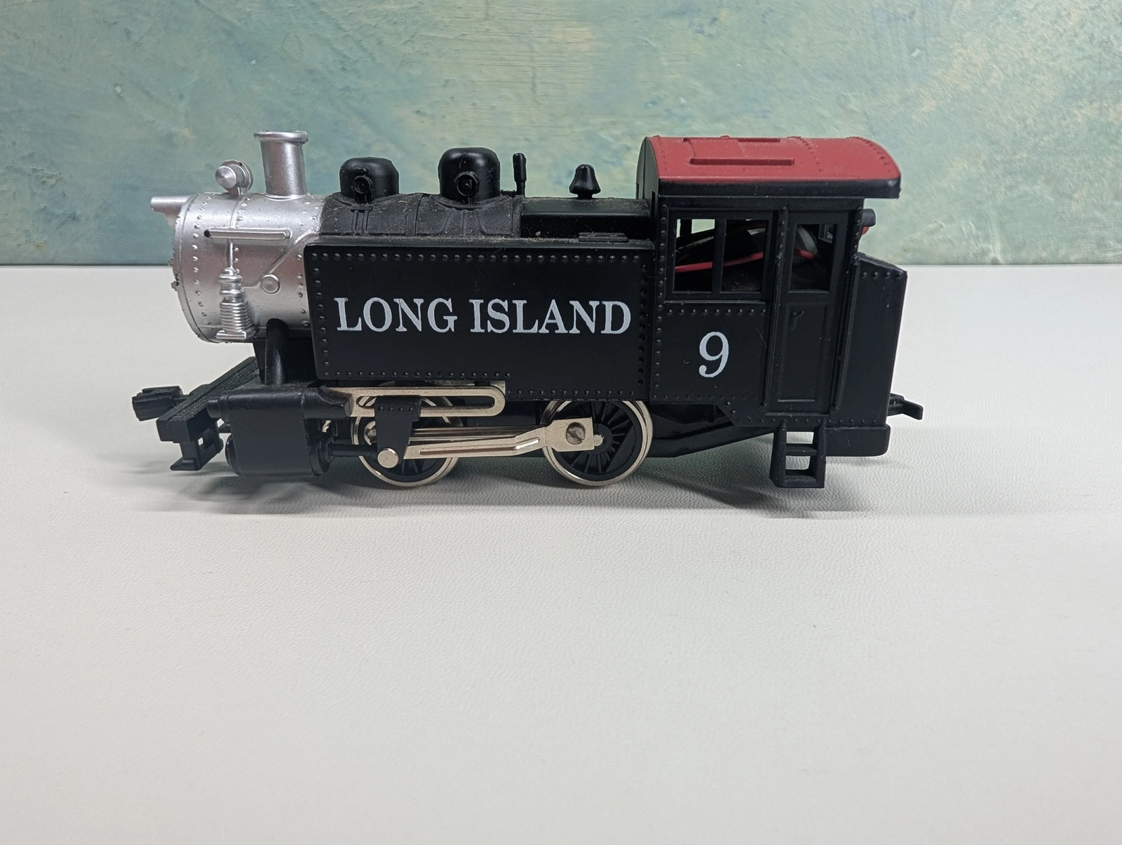 HO Scale Switcher Steam Locomotive Long Island #9 Runs Great! DC READ