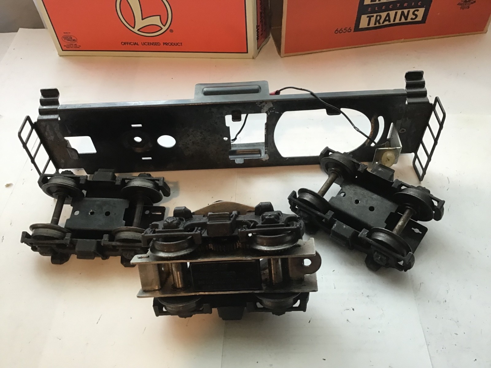 Lionel NW-2 O Chassis motor Trucks NOT COMPLETE PARTS OR REPAIR
