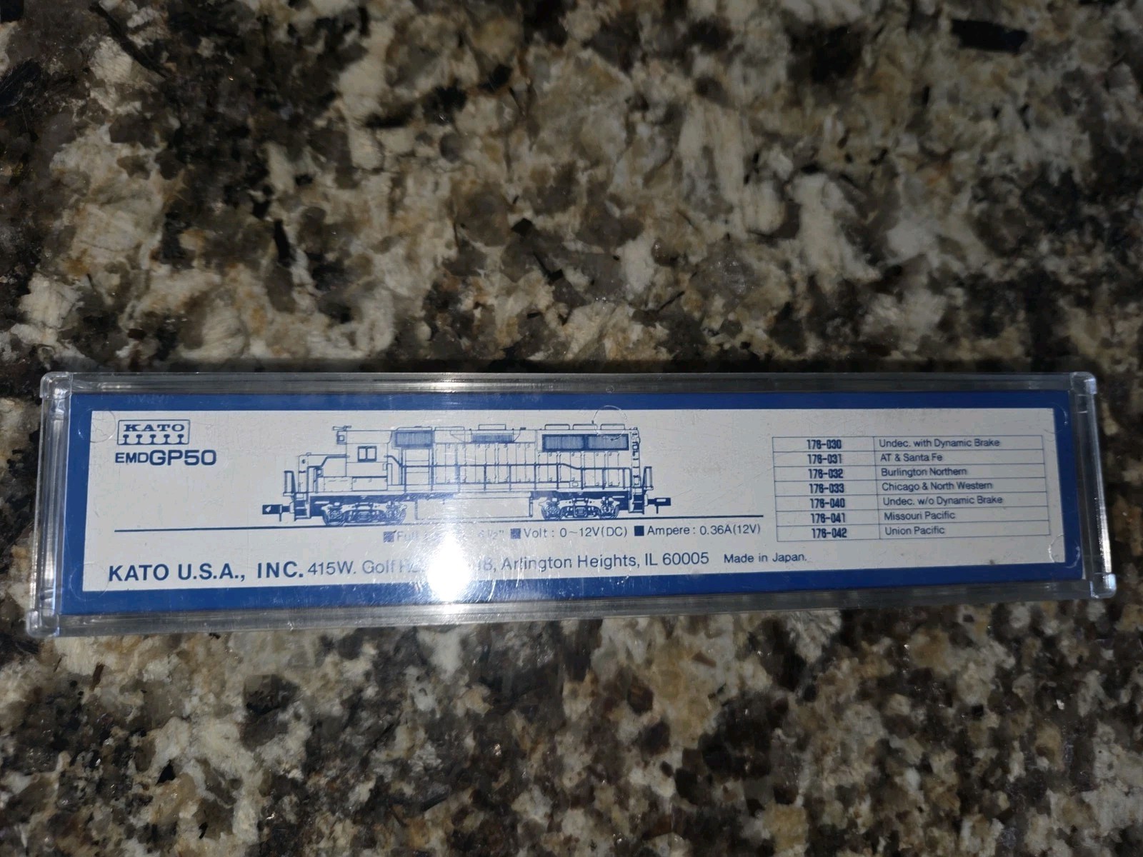 KATO N SCALE LOCOMOTIVE #176-033,DIESEL,EMD GP50, CHICAGO & NORTH WESTERN #5050