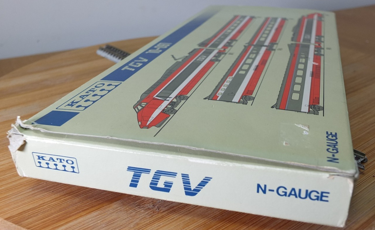 Kato 10-091 N Gauge TGV 6-car set in SNCF orange livery