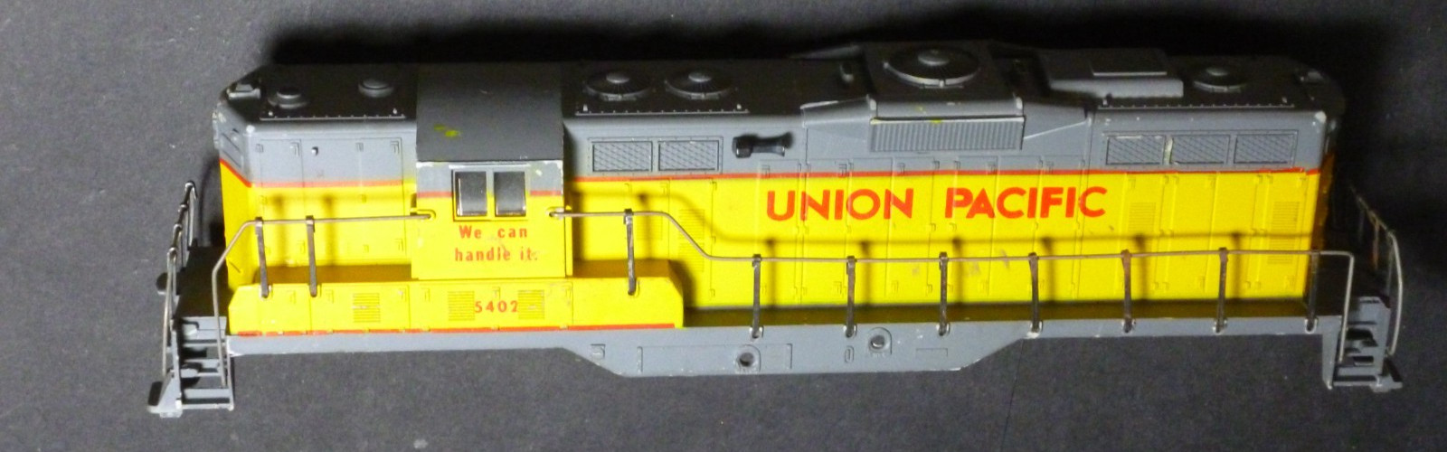 Ho Lionell Athearn? GP9 Union Pacific shell
