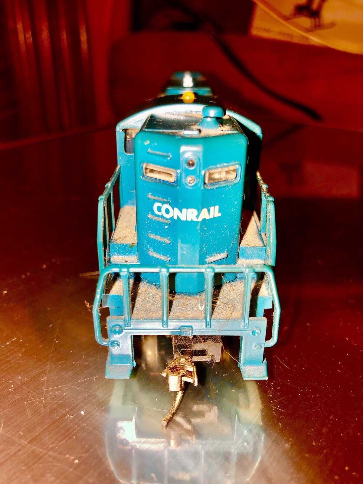 AHM Conrail Ho Scale With Blinking Safety Light #7499