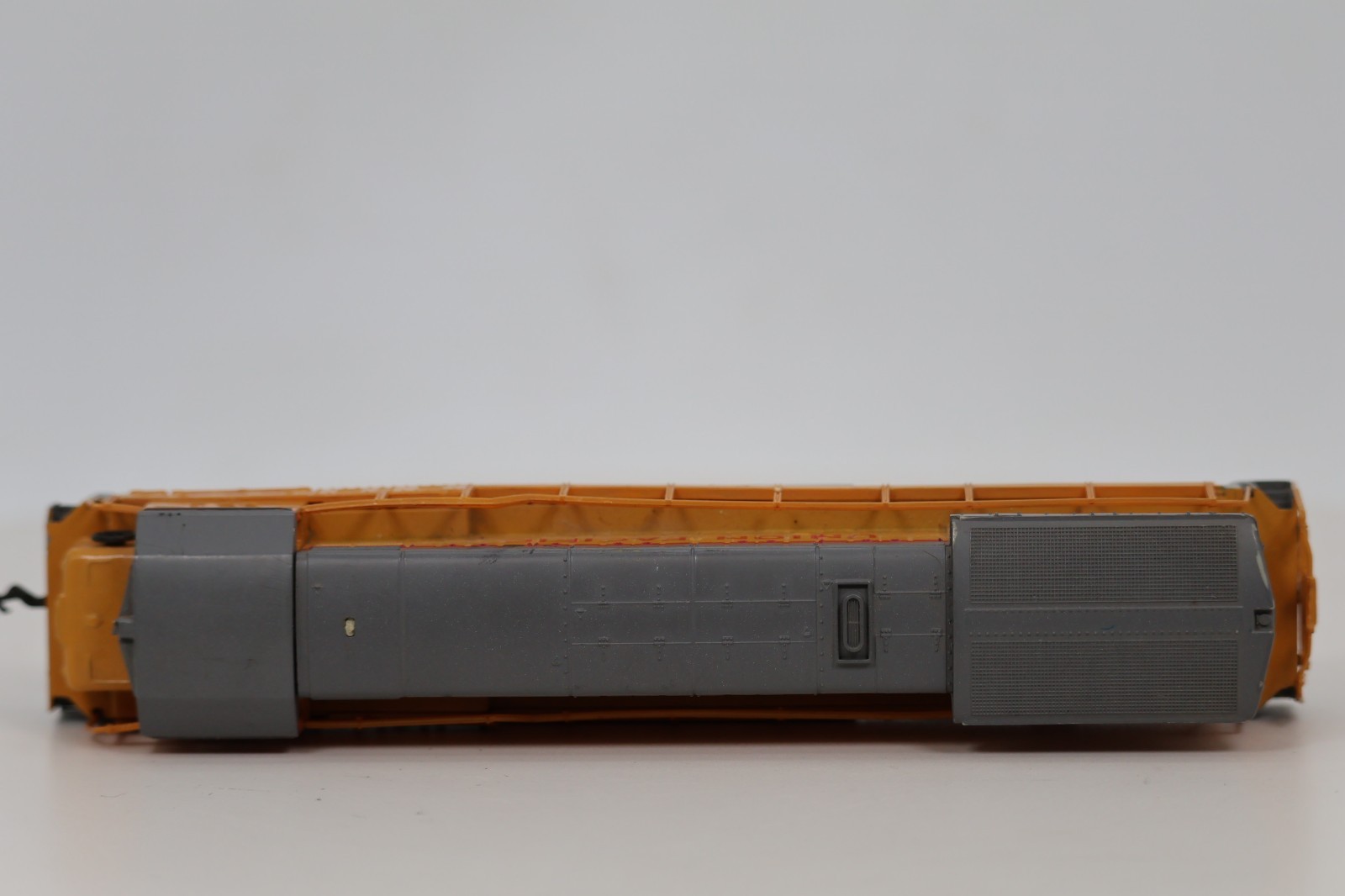 Bachmann HO Union Pacific GE U36B 0625 Diesel Locomotive No. 824 1:87 Scale