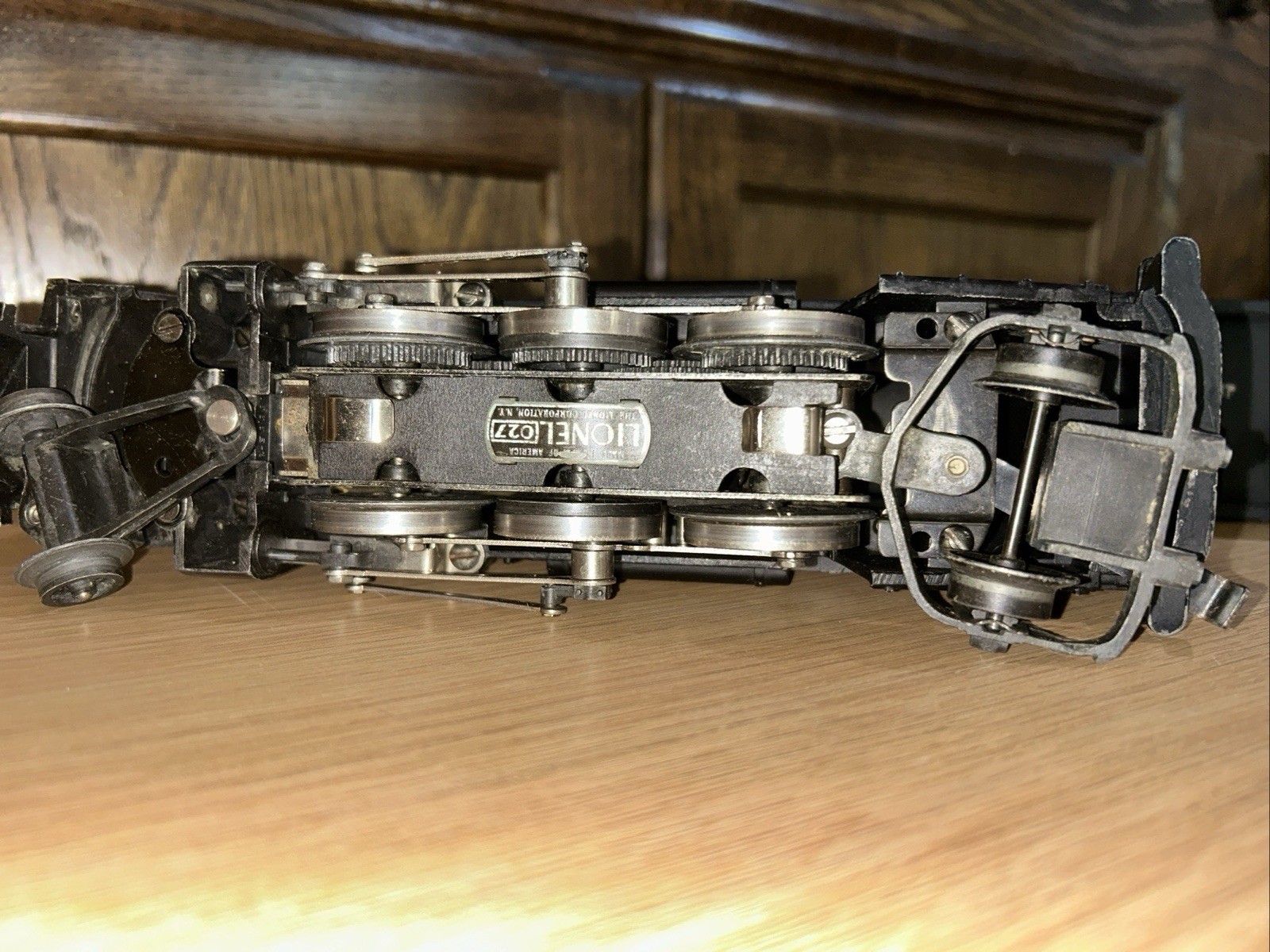 Lionel 1666 LOCO AND 2666T TENDER IN VERY GOOD CONDITION, VERY CLEAN!
