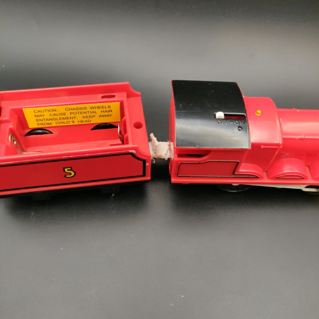 Thomas & Friends Mattel Train James The Red & Thomas Blue Plastic 2013 Used