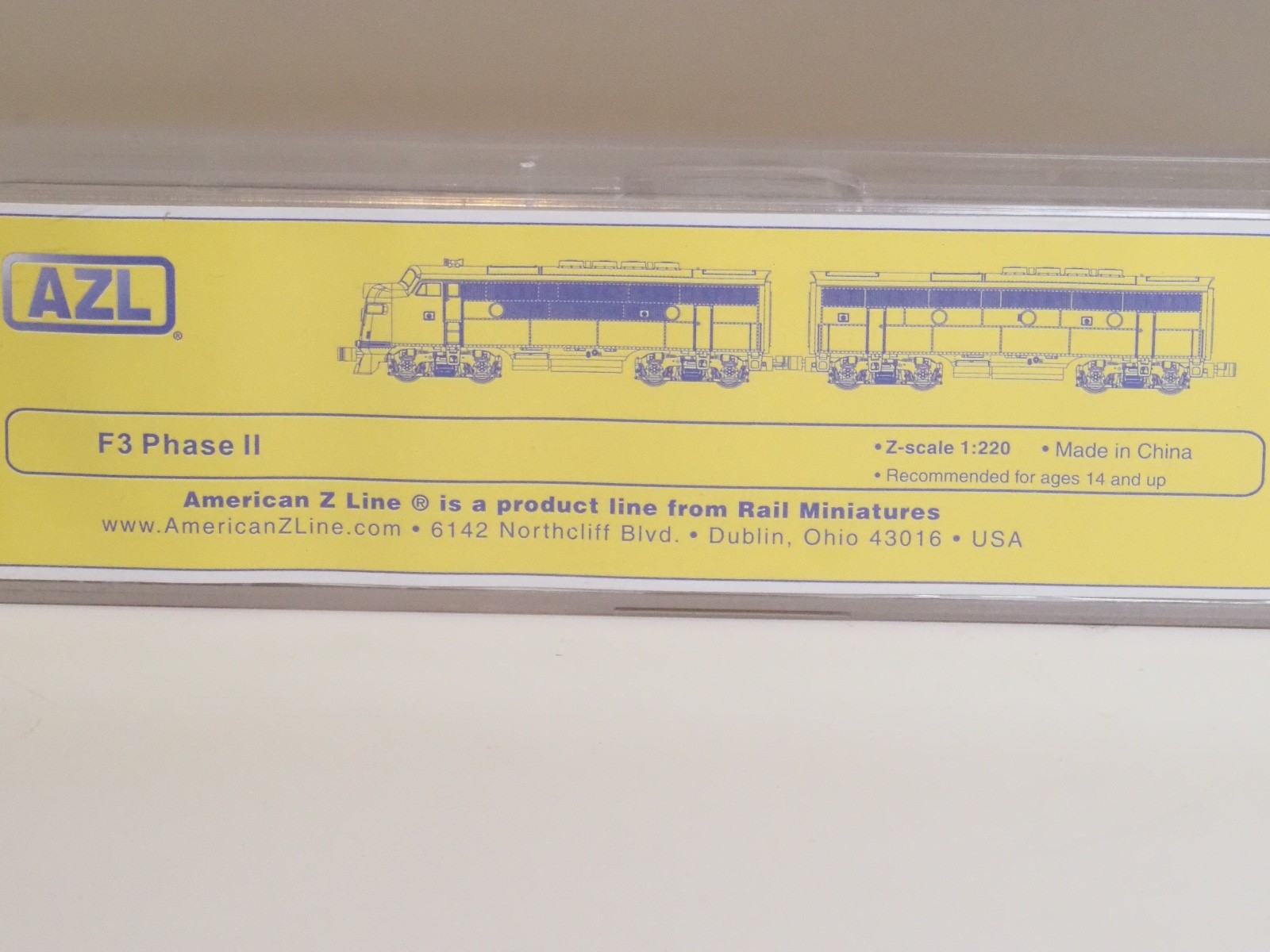 AZL Z-scale Southern 62910-2 #4138-4326 Locomotive both F3 A-B units powered