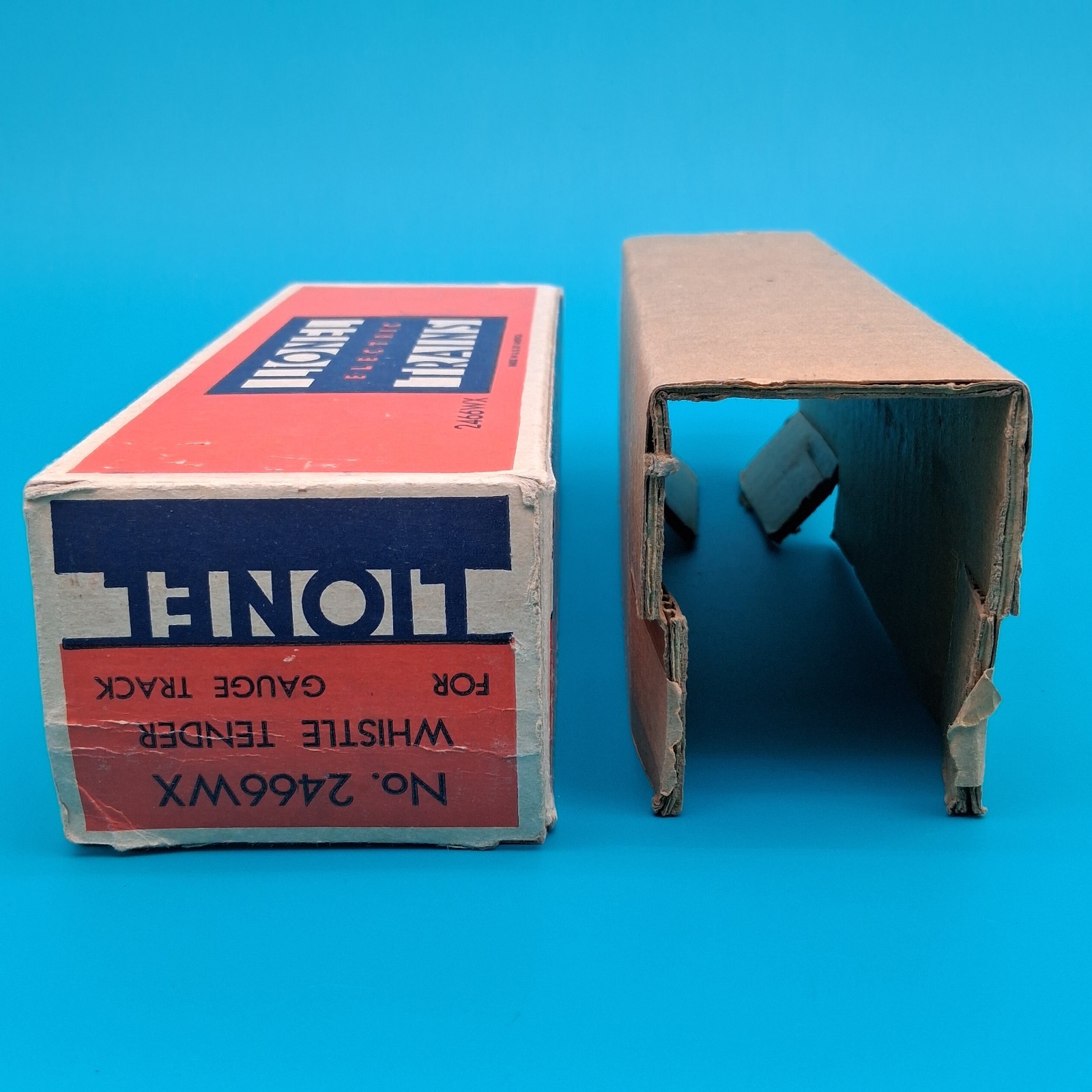Lionel 1666 2-6-2 Locomotive & 2466WX Tender Original Boxes & Inserts RUNS