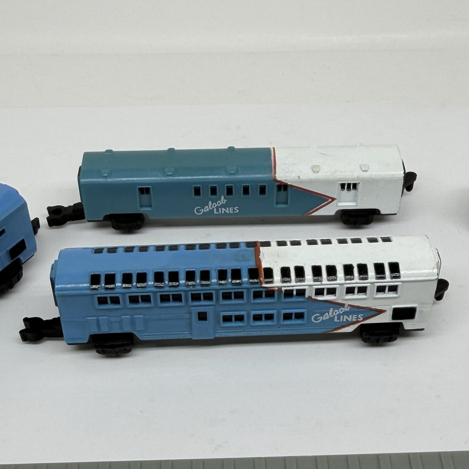 MICRO MACHINES 1989 MINIATURE 5 CAR AMERICAN PASSENGER TRAIN GALOOB LINES ENGINE