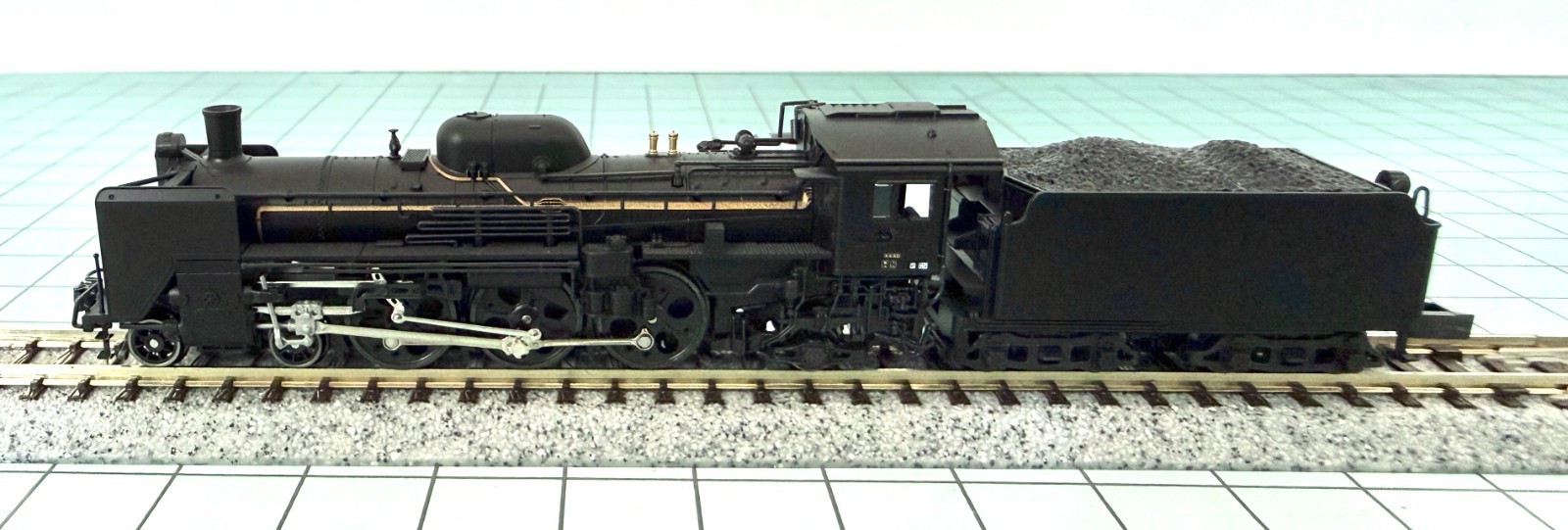 Kato 2024 JNR Steam Locomotive Type C57 1st Edition (N scale)