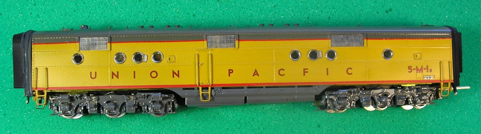 Overland OMI-5863/5864 HO UP E3A/E3B Diesels #5-M-1A/5-M-1B, Run Well