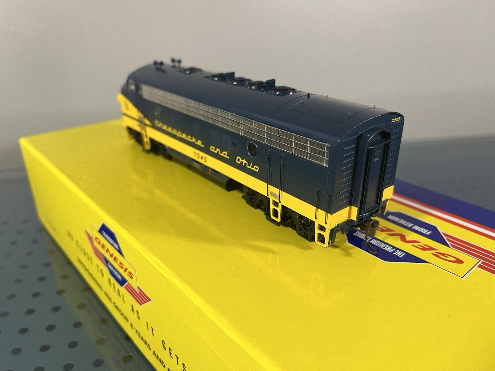 HO Scale Athearn Genesis G1509 C&O Chesapeake & Ohio F7A 7045 F7B 7522 DC