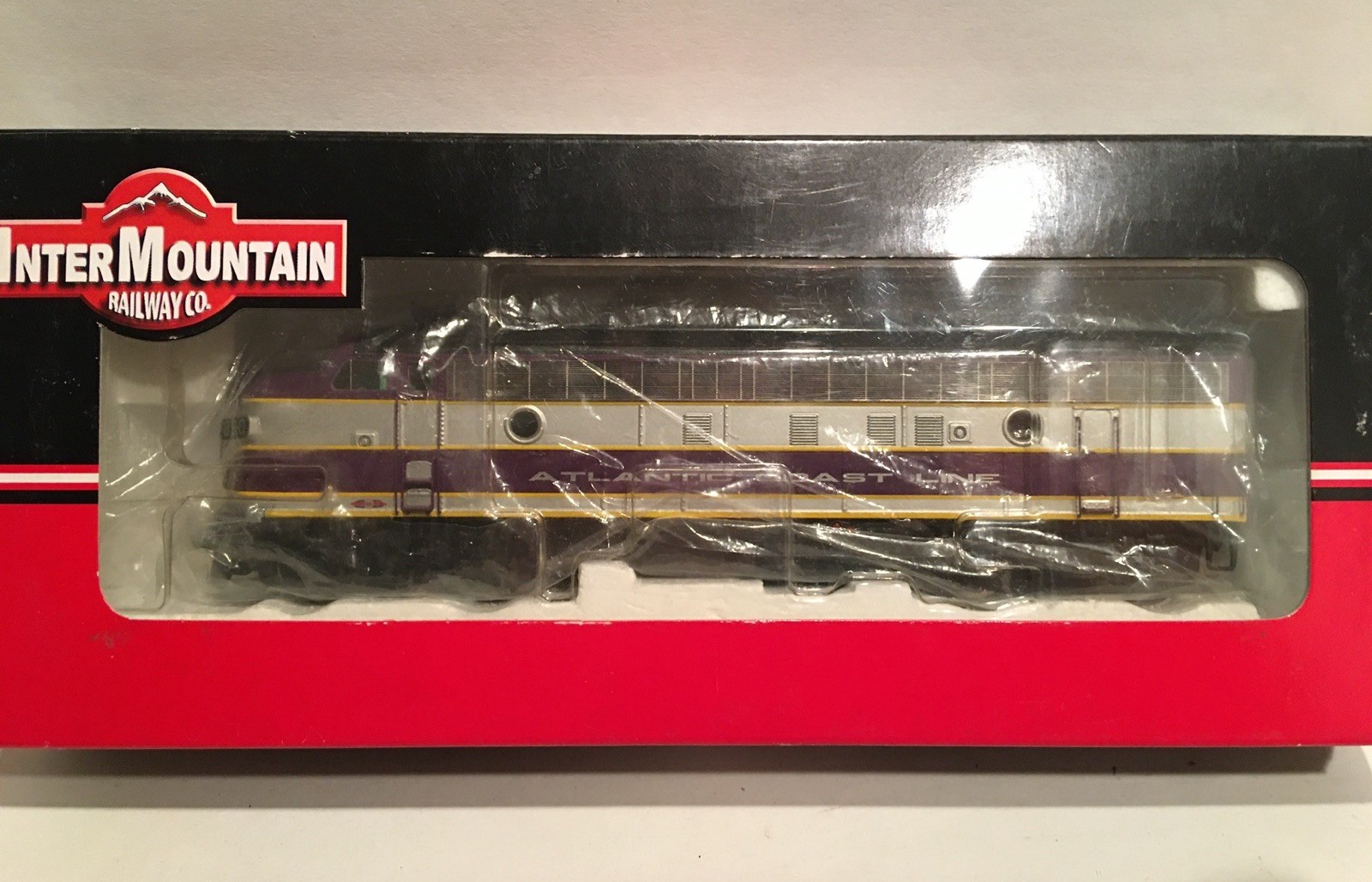 HO Intermountain Atlantic Coast Line EMD FP7 Diesel Locomotive ACL #890