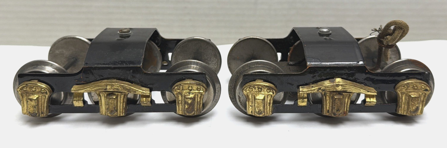 LOT OF 2 PREWAR IVES WIDE/STANDARD GAUGE 6-WHEELS TRUCKS FOR PASSENGER CARS