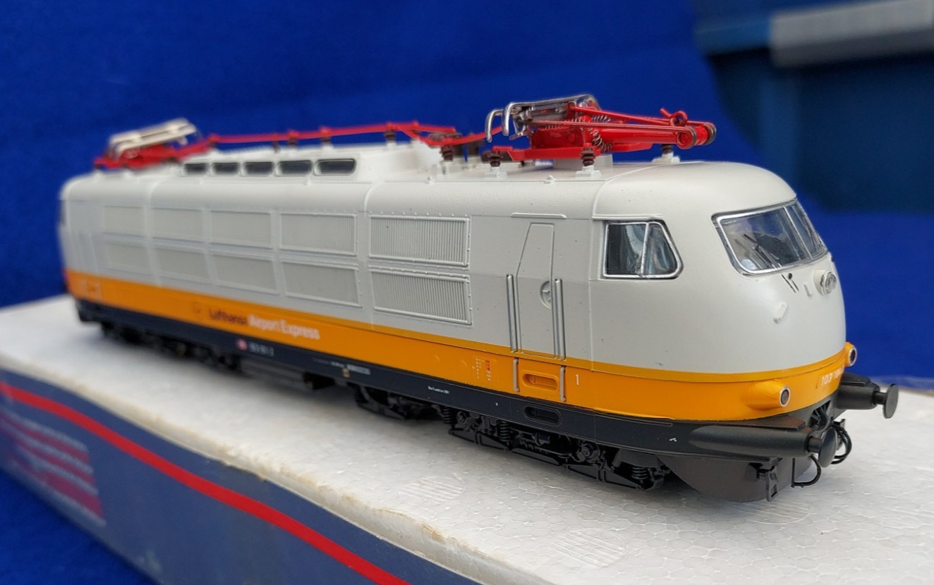LIMA HO DB BR E-103 101-2 LUFTHANSA AIRPORT EXPRESS Electric Loco No. 208118LP