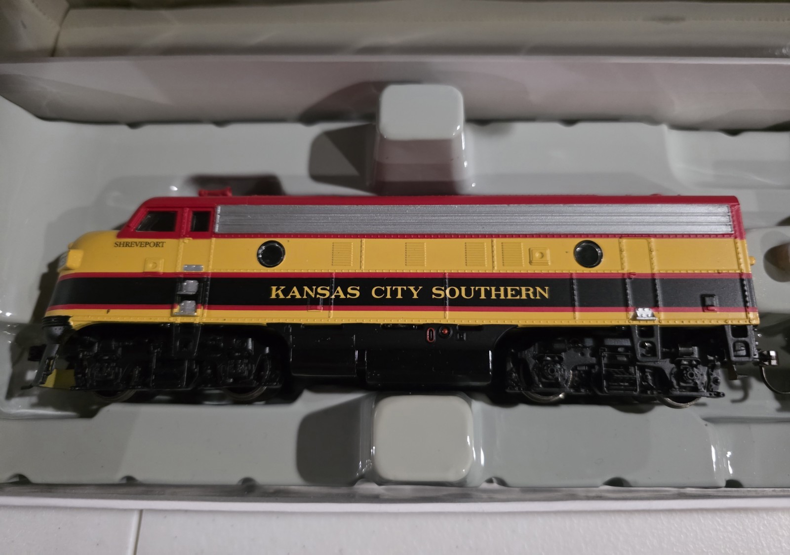 Athearn 80204 HO KCS/Executive F7A-F7B Diesel Locomotive (Set of 2)