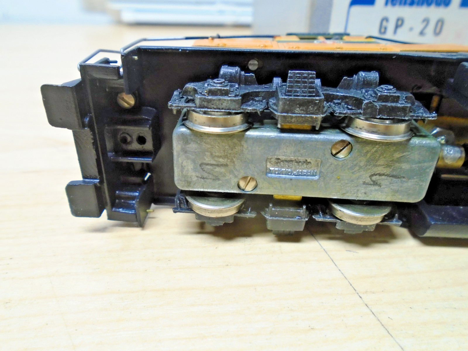 Tenshodo Japan BRASS HO Finished Great Northern GP20 Diesel Loco Run/Light OB