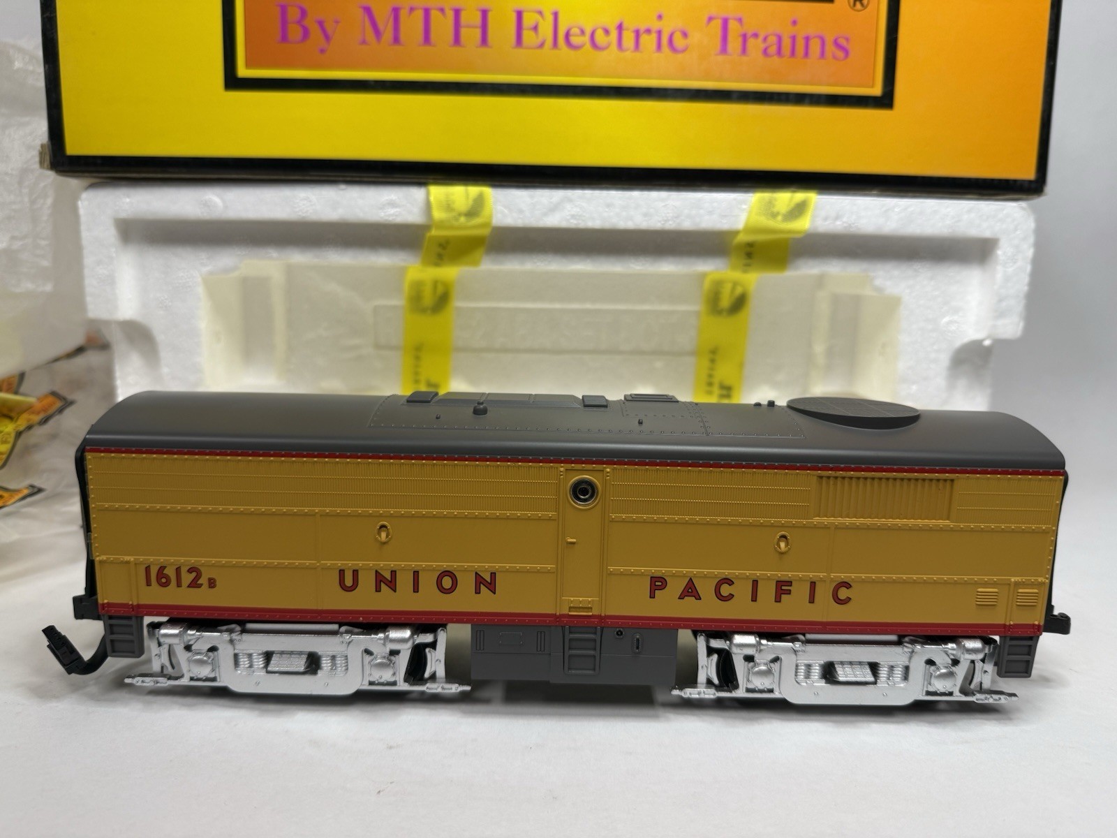 MTH RailKing Union Pacific FA-2 B Unit 1612B 30-2294-3 O Gauge LNIB FREE SHIP C2