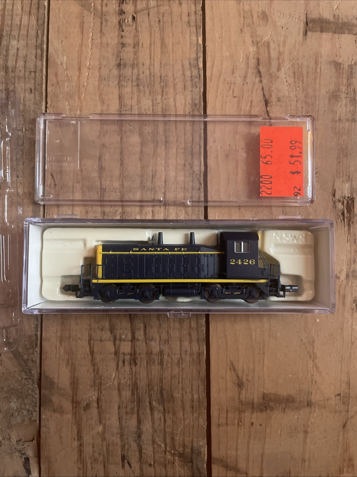N Scale Life-Like 7500 Santa Fe At&sf Klasse SW9/1200 Diesel Lokomotive 2426 Ob