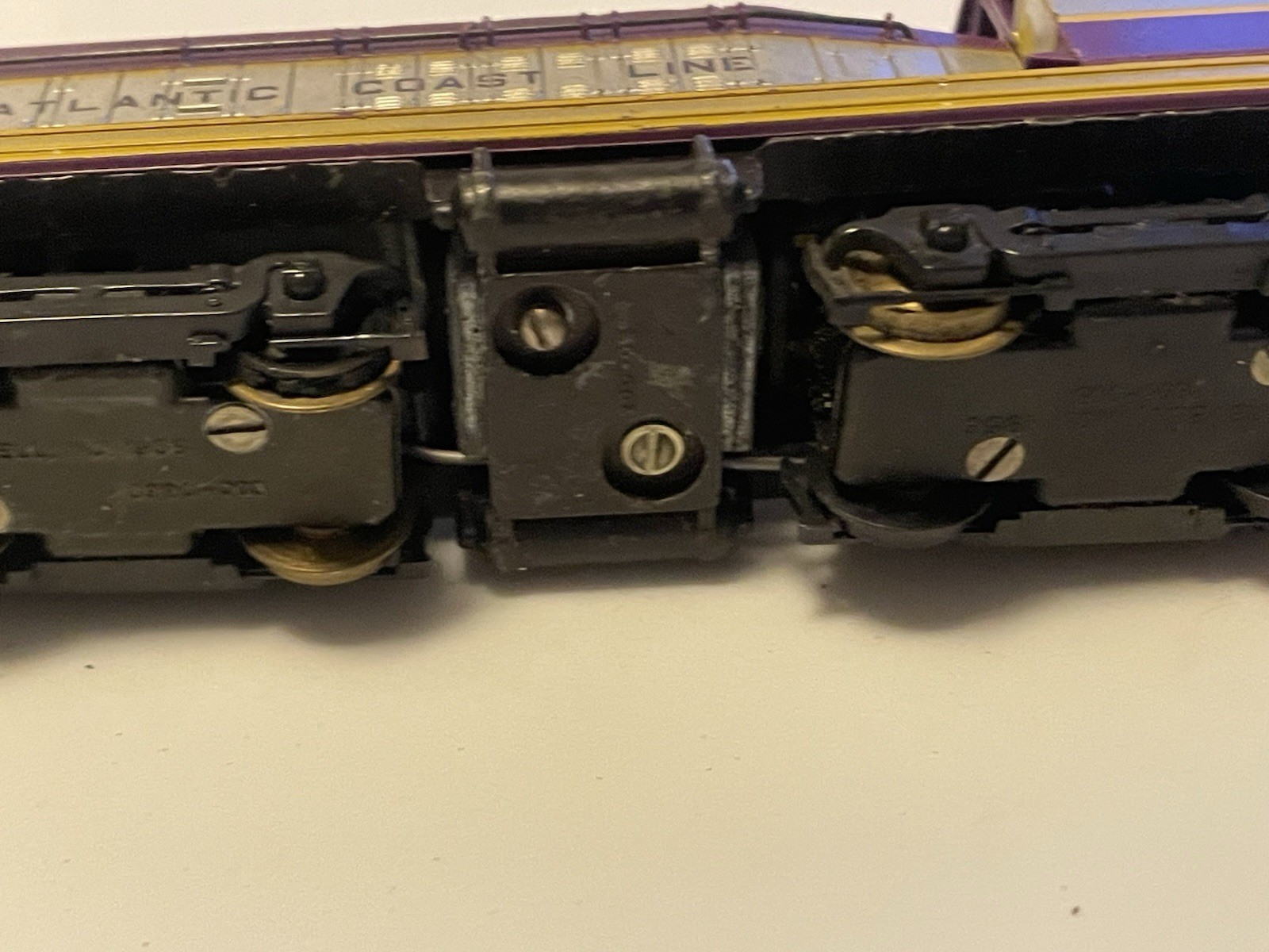 Vintage Revell HO Atlantic Coast Line #3570 SW7 Diesel SWITCHER Locomotive Works