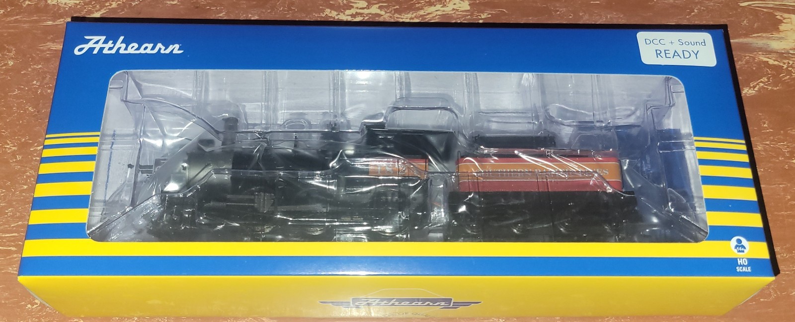 Athearn Ready To Roll HO Scale Southern Pacific 2-6-0 #1824 DC/DCC +Sound Ready
